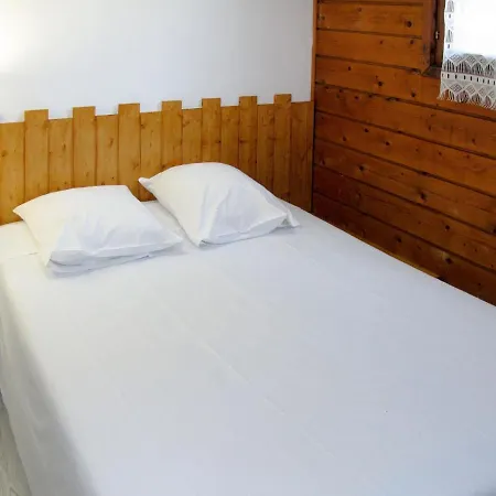 Holiday Home Chalet 2 Pers By Interhome