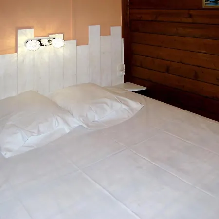 Holiday Home Chalet 2 Pers By Interhome